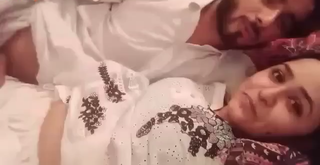 Beautiful Lahori wife big boobs sucked and giving erotic blowjob